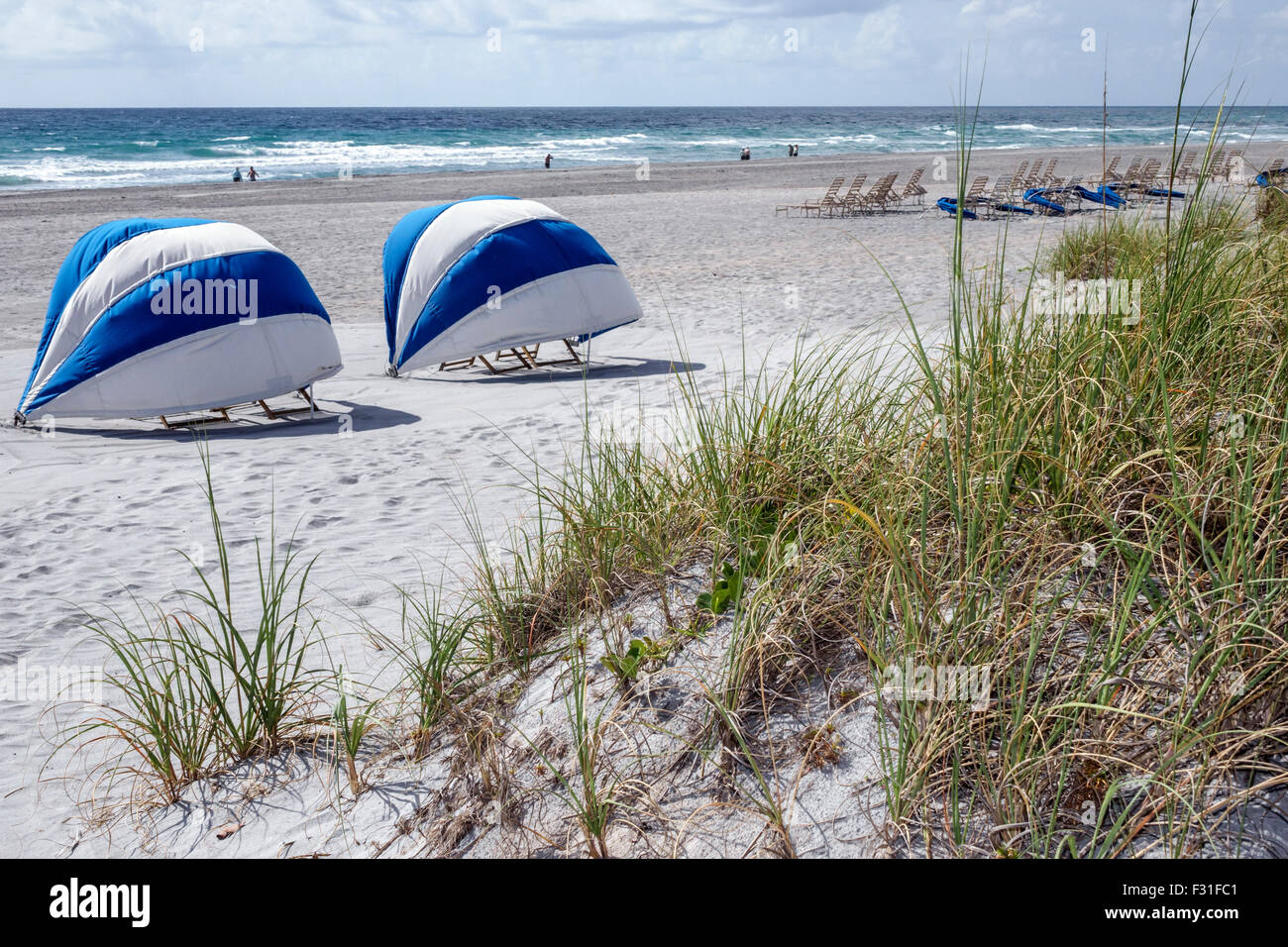 Delray Beach Florida,public,Atlantic Ocean,rental cabanas,sand,FL150415004  Stock Photo - Alamy