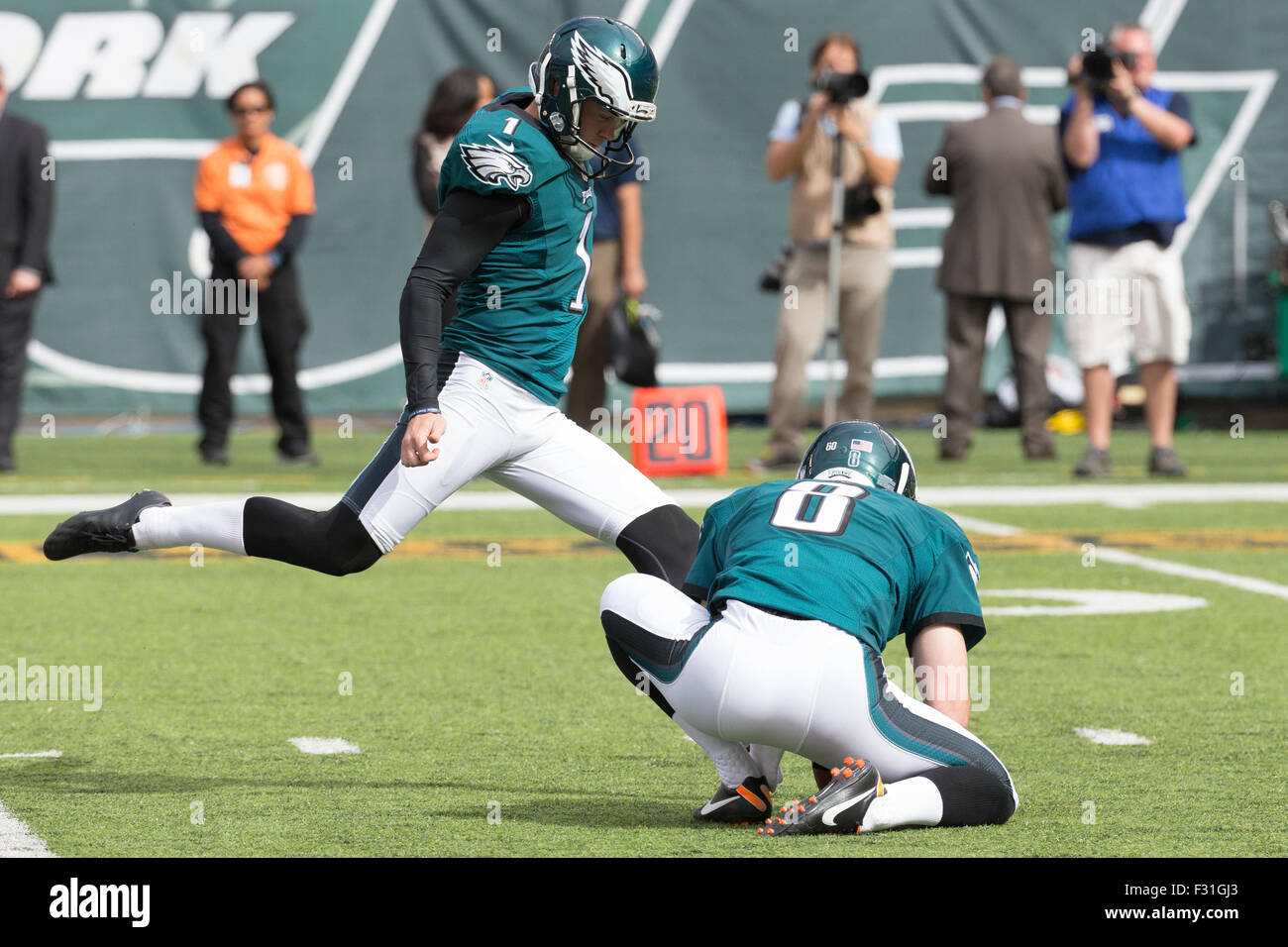 September 27, 2015, Philadelphia Eagles kicker Cody Parkey (1) kicks