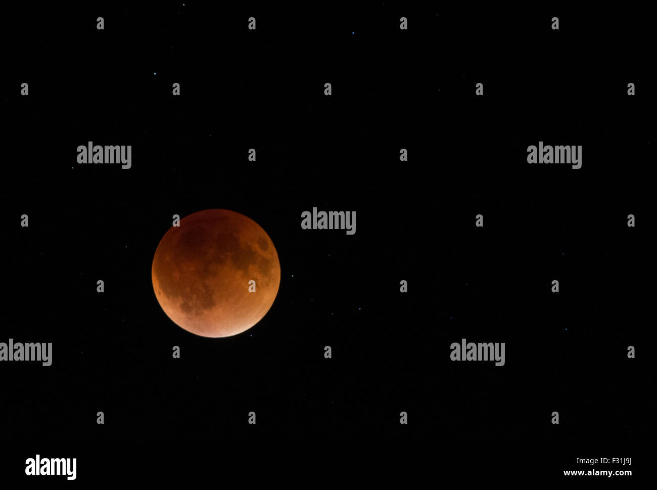 Bloomington, Indiana, USA. 27th Sep, 2015. The Supermoon Eclipse is