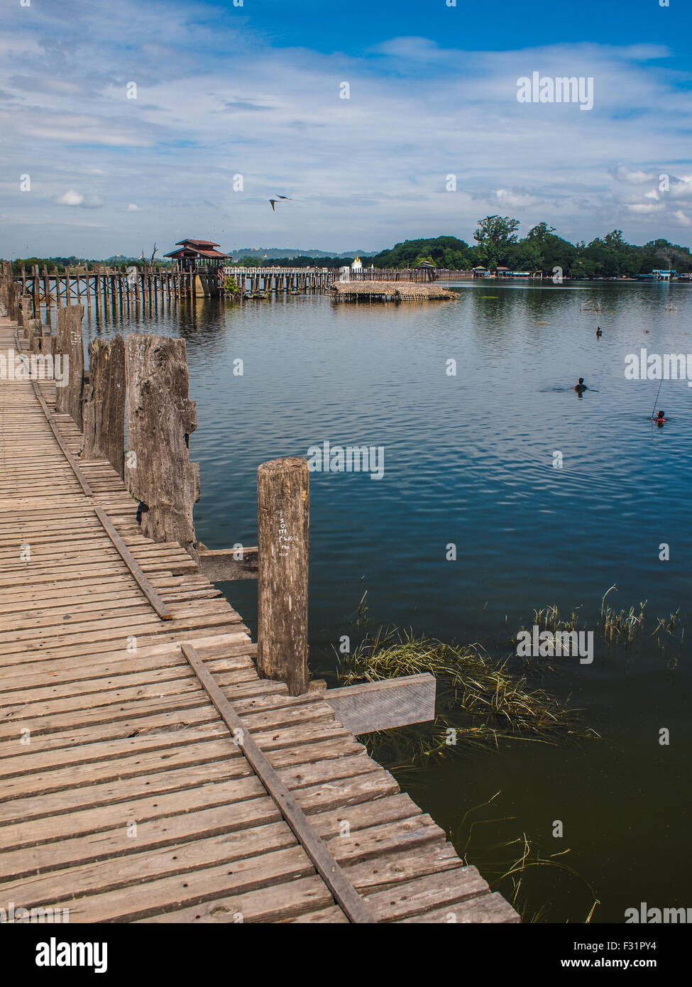 Amarapura bridge hi-res stock photography and images - Alamy