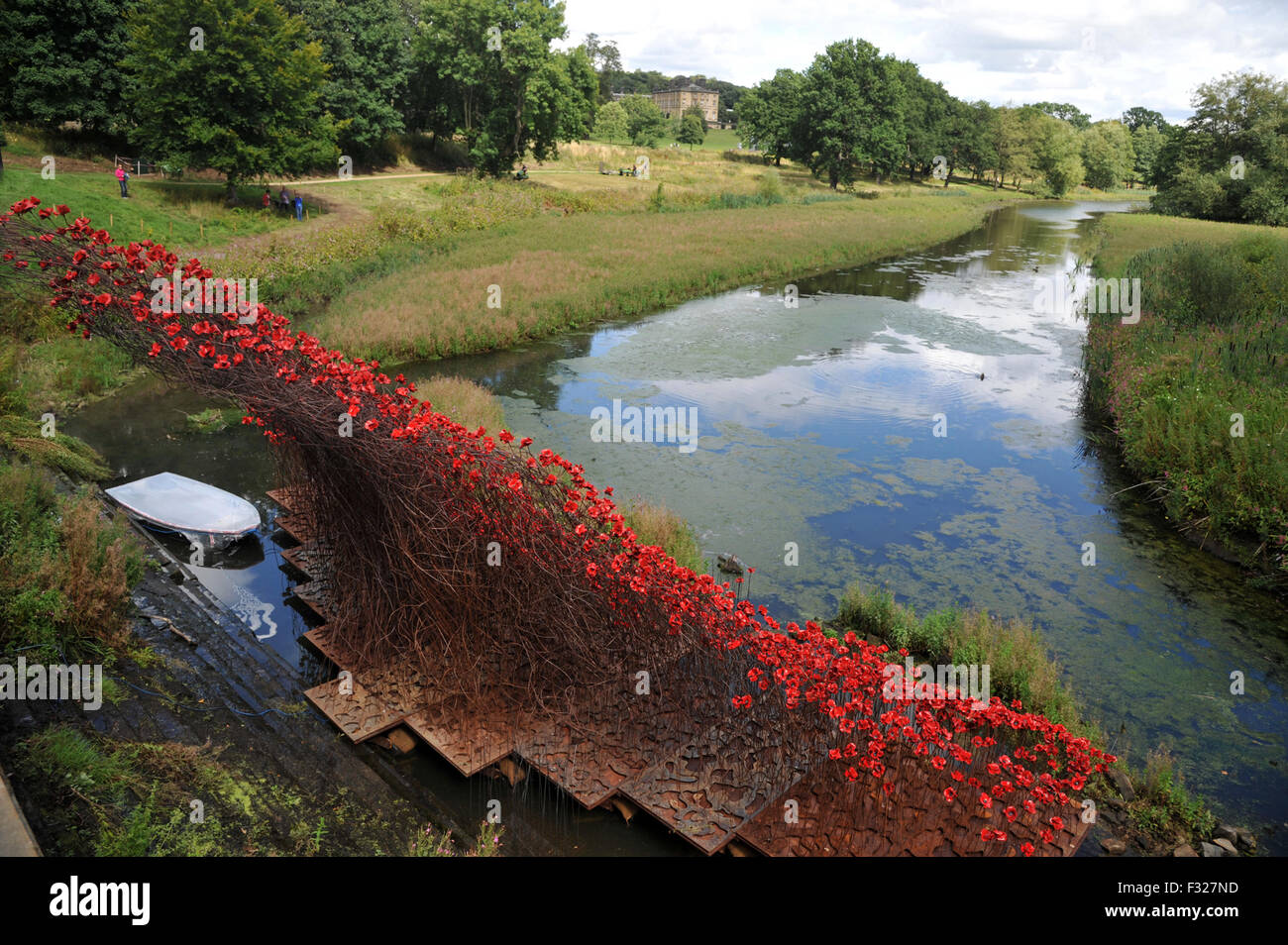 PART OF THE ART INSTALLATION THAT FEATURED AT TOWER OF LONDON IS NOW ON DISPLAY AT YORKSHIRE SCULPTURE PARK IN WAKEFIELD Stock Photo
