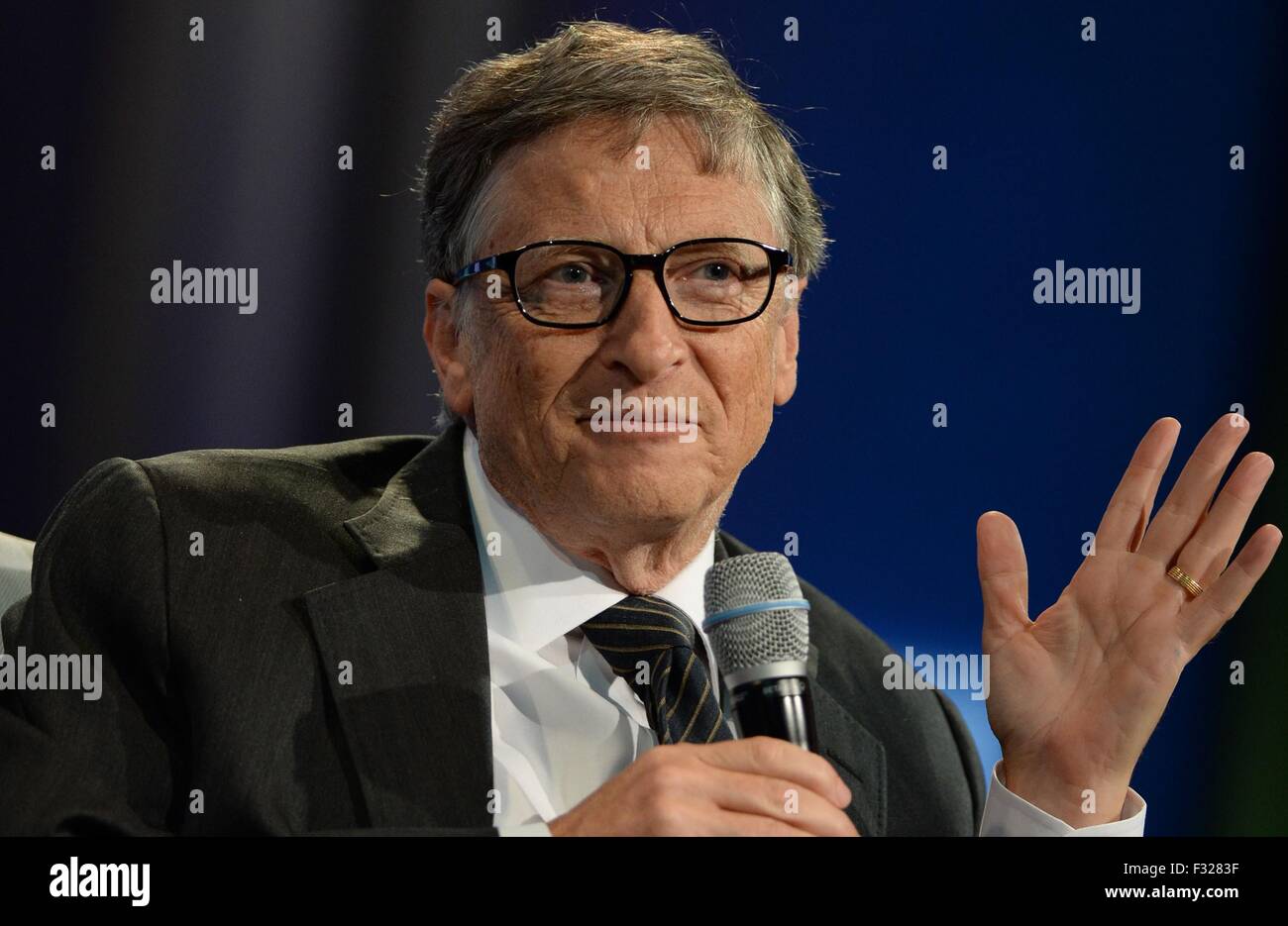 New York, NY, USA. 27th Sep, 2015. Bill Gates in attendance for 2015 Clinton Global Initiative - SUN, The Sheraton New York, New York, NY September 27, 2015. Credit:  Kristin Callahan/Everett Collection/Alamy Live News Stock Photo