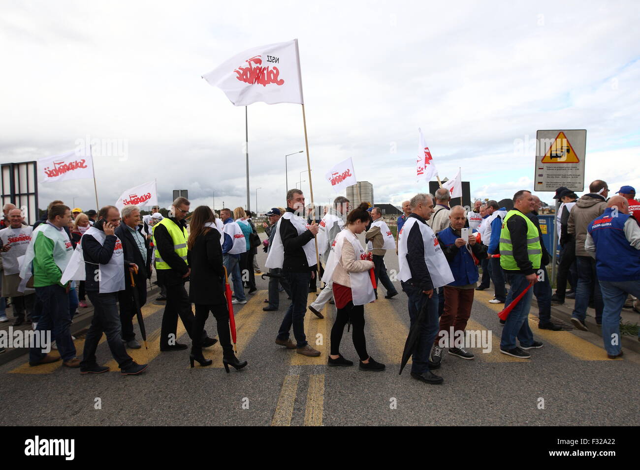 Gdansk, Poland 28th September 2015 Solidarity Union protest against the dismissal of workers in Deepwater Container Terminal in Gdansk. Protesters blocked the only road to the terminal for over an hour. Credit:  Michal Fludra/Alamy Live News Stock Photo