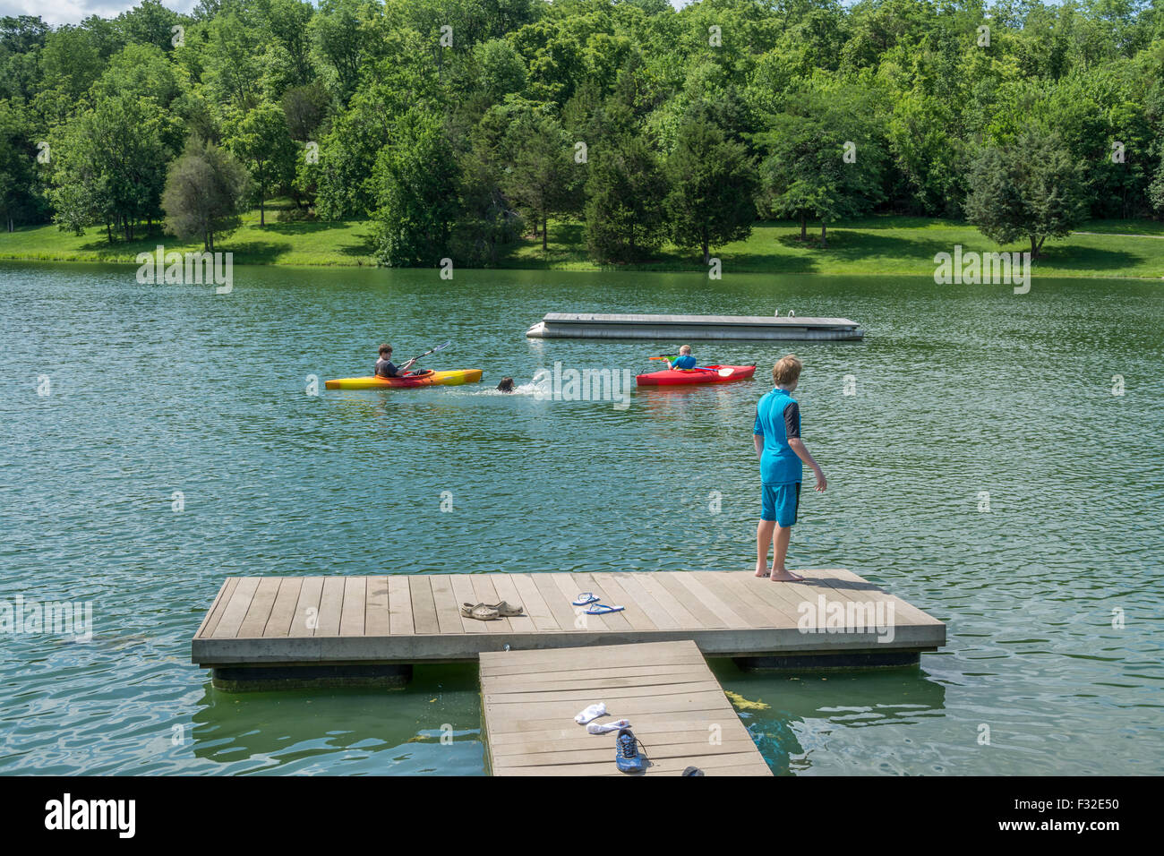 Kentucky lake children hires stock photography and images Alamy