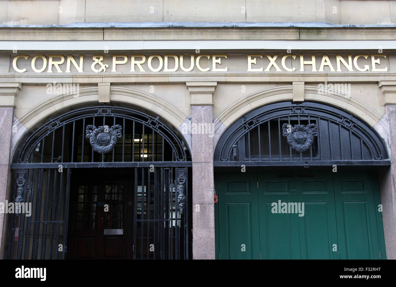 Commodity exchange building hires stock photography and images Alamy