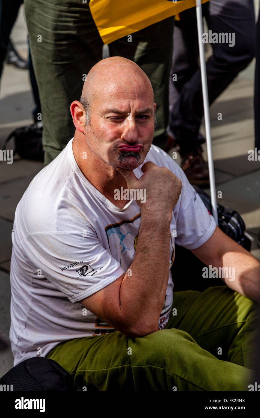 Demonstrator, A Man Demonstrates Against The Privatisation of The National Gallery, London, England Stock Photo