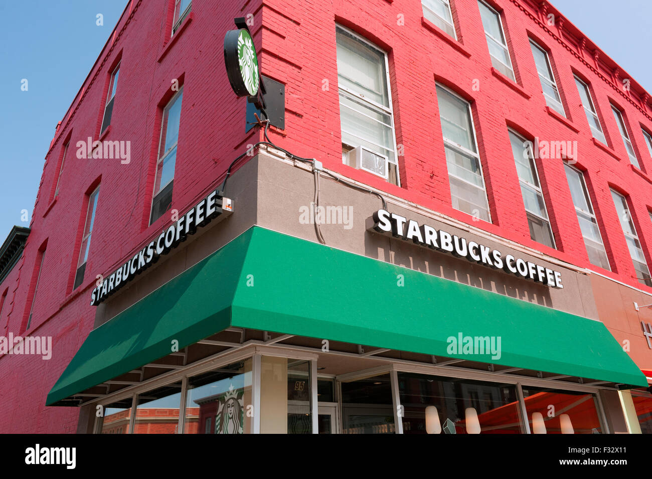 Starbucks coffee shop in Kingston, Ontario, Canada Stock Photo Alamy