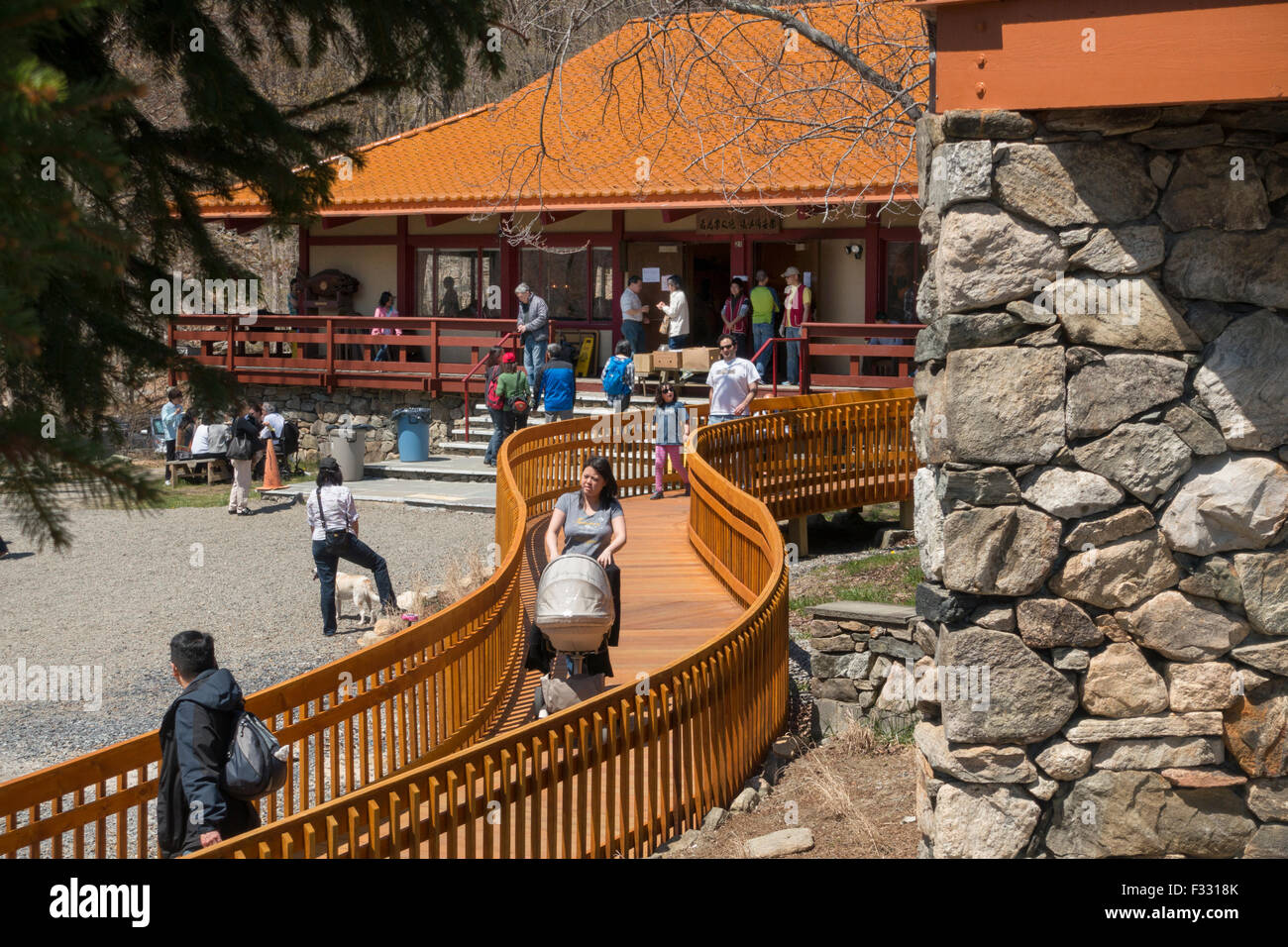 Chuang Yen Monastery in Kent New York Stock Photo Alamy