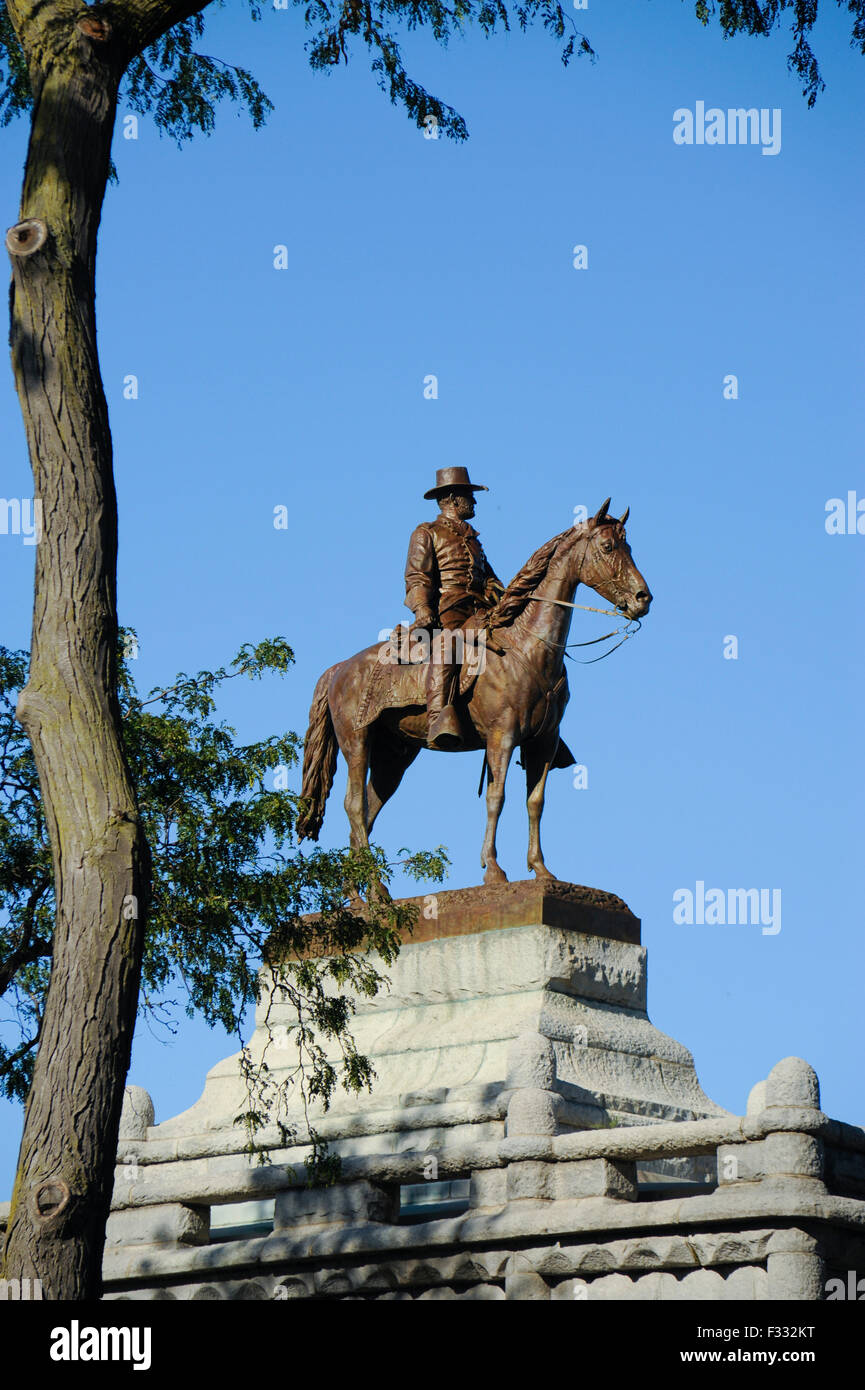 Lincoln Park's Ulysses S. Grant Memorial by Louis Rebisso, Chicago