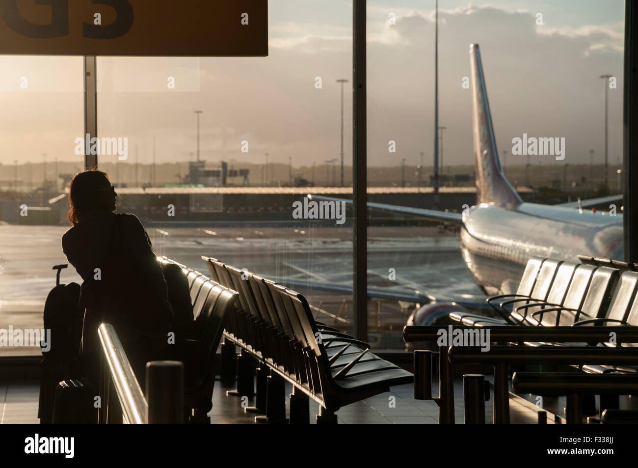 Airport gate hires stock photography and images Alamy