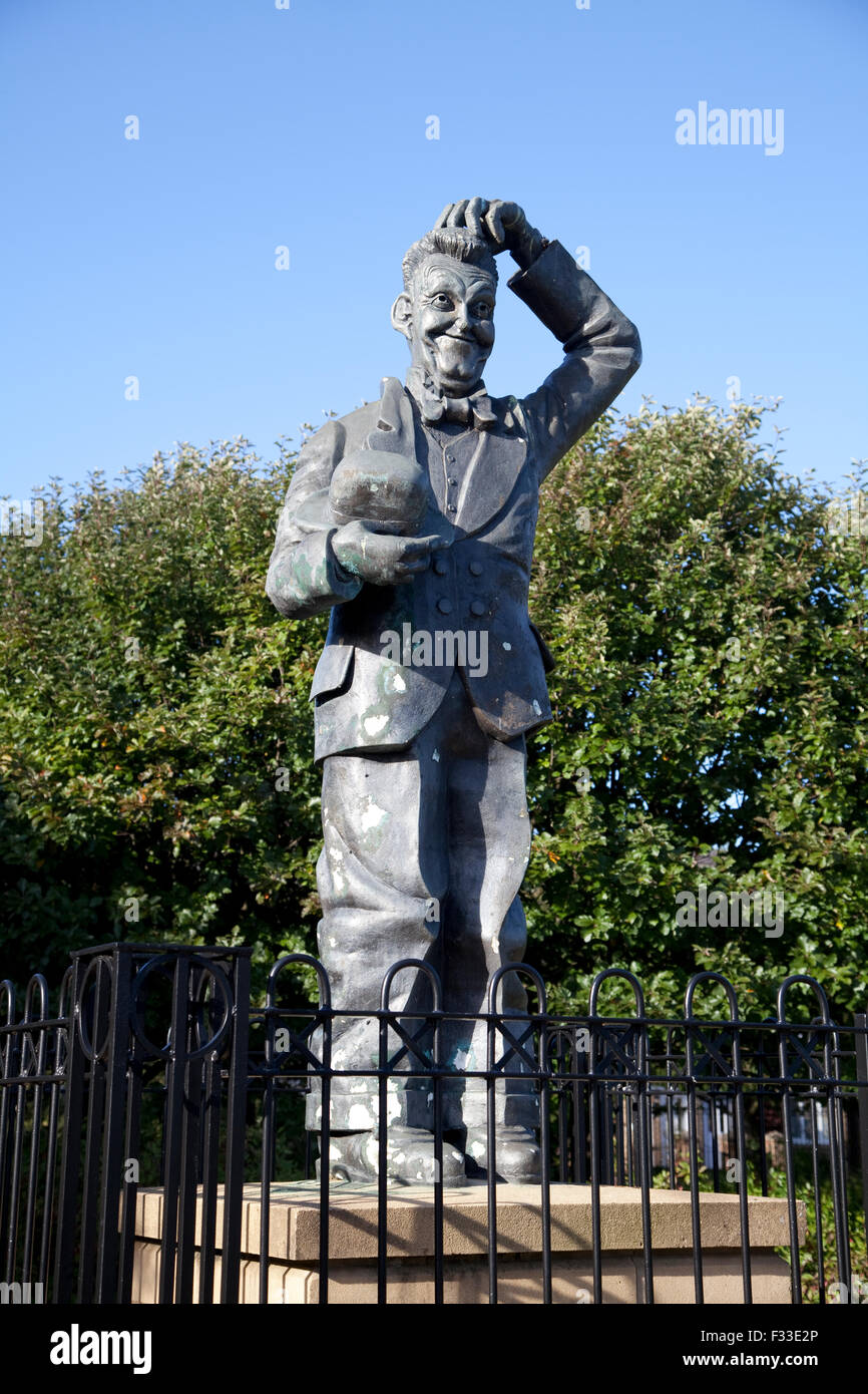 Statue of Stan Laurel in Laurel Park on Dockwray Square in North Shields, England Stock Photo