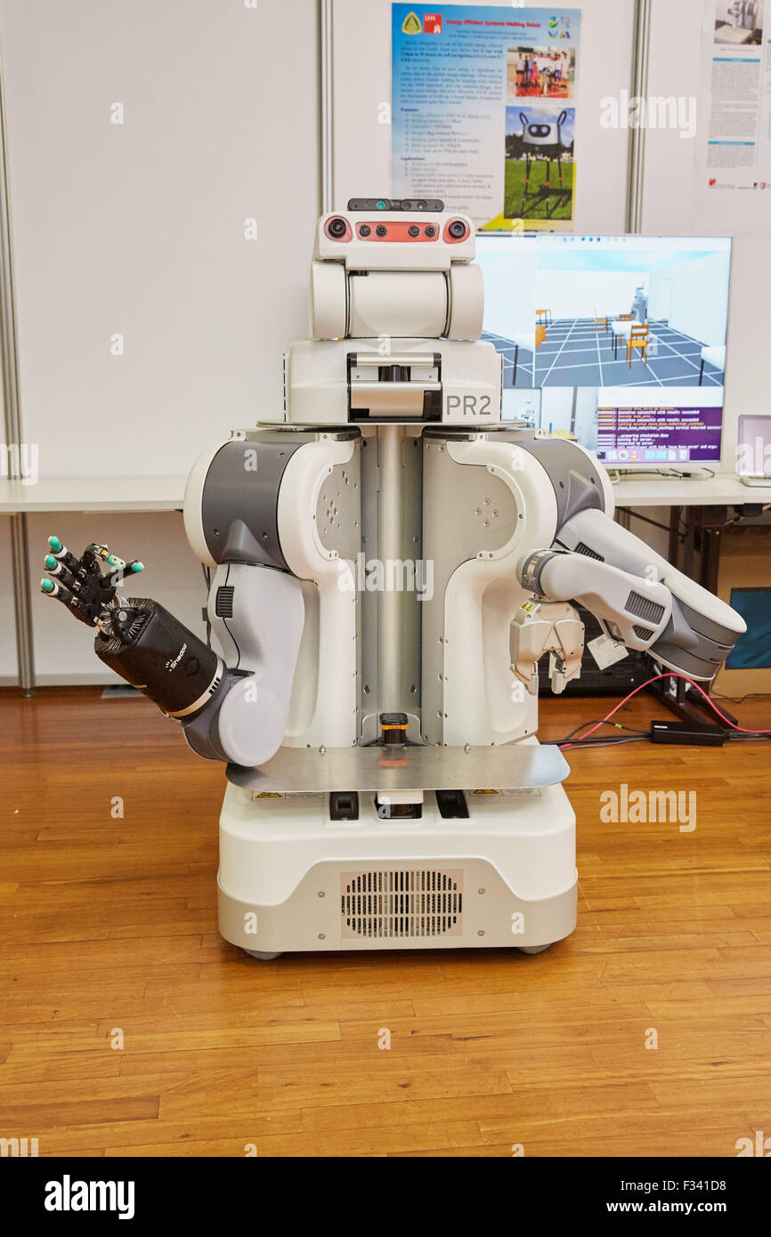 Hamburg, Germany. 29th Sep, 2015. The robot 'PR2' (Personal Robot 2), which was developed by the University of Hamburg, is on display during the International Conference on Intelligent Robots and Systems (IROS) in Hamburg, Germany, 29 September 2015. PHOTO: GEORG WENDT/DPA/Alamy Live News Stock Photo