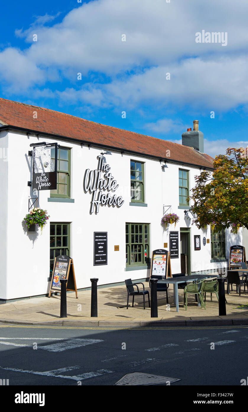 Wetherspoons pub the White Horse in Brigg, North Lincolnshire