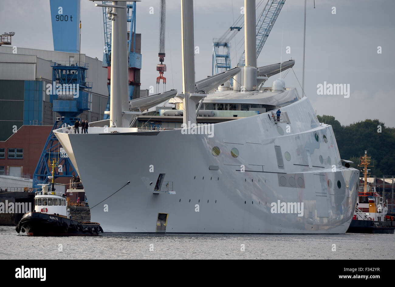 yacht transport kiel