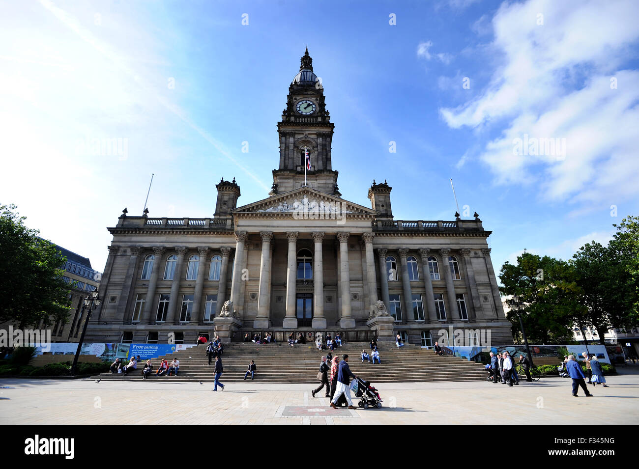Bolton Town Hall, Victoria Square, Bolton. Picture by Paul Heyes, Tuesday September 29, 2015. Stock Photo
