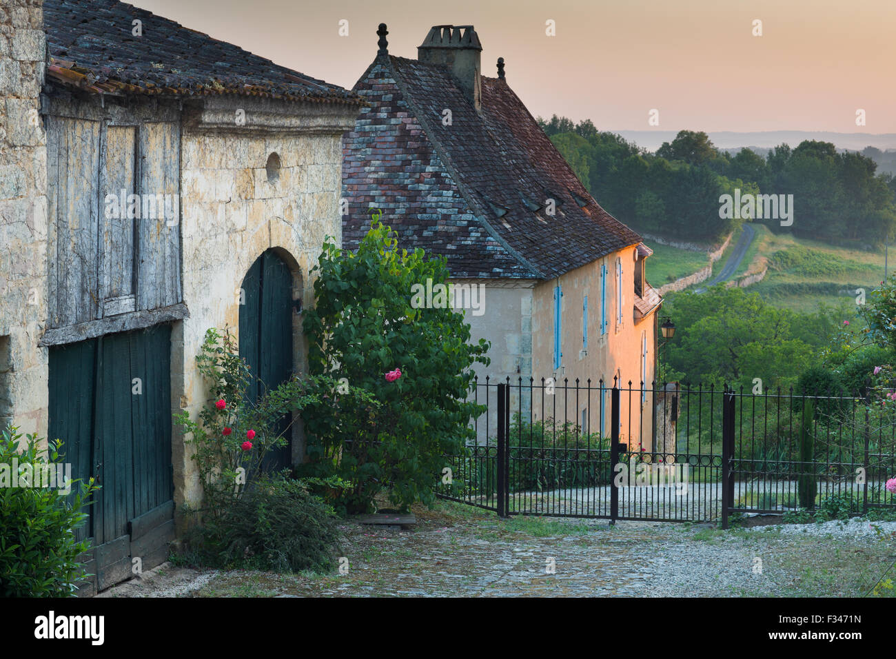 a lane in Molières, Pays de Bergerac, Périgord, Dordogne, Aquitaine, France Stock Photo