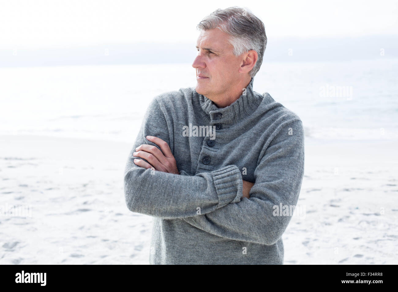 Man crossed arms hi-res stock photography and images - Alamy