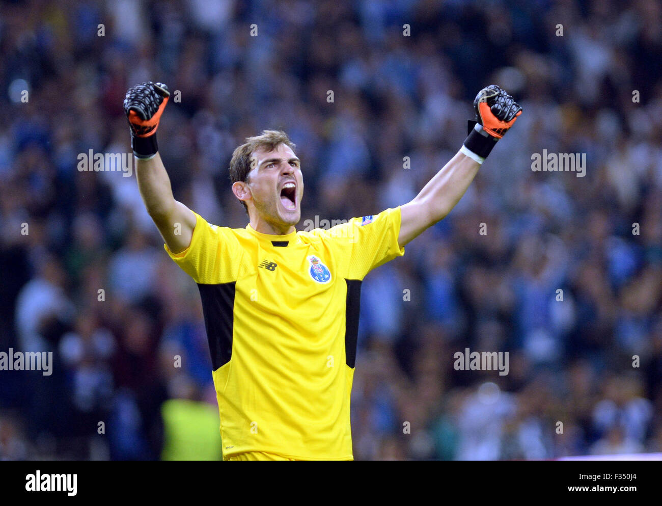 Porto, Portugal. 29th Sep, 2015. Porto goalkeeper Iker Casillas