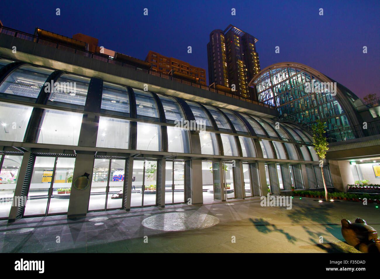 the new MRT station (Daan Park Station)shinning at night in Taipei Stock Photo