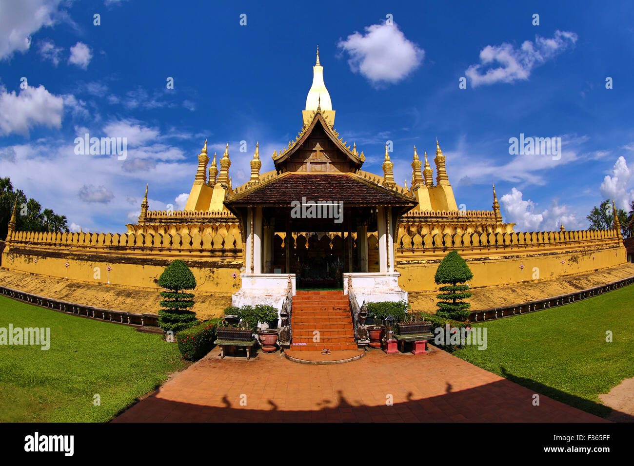 Pha That Luang gold Stupa, Vientiane, Laos Stock Photo Alamy