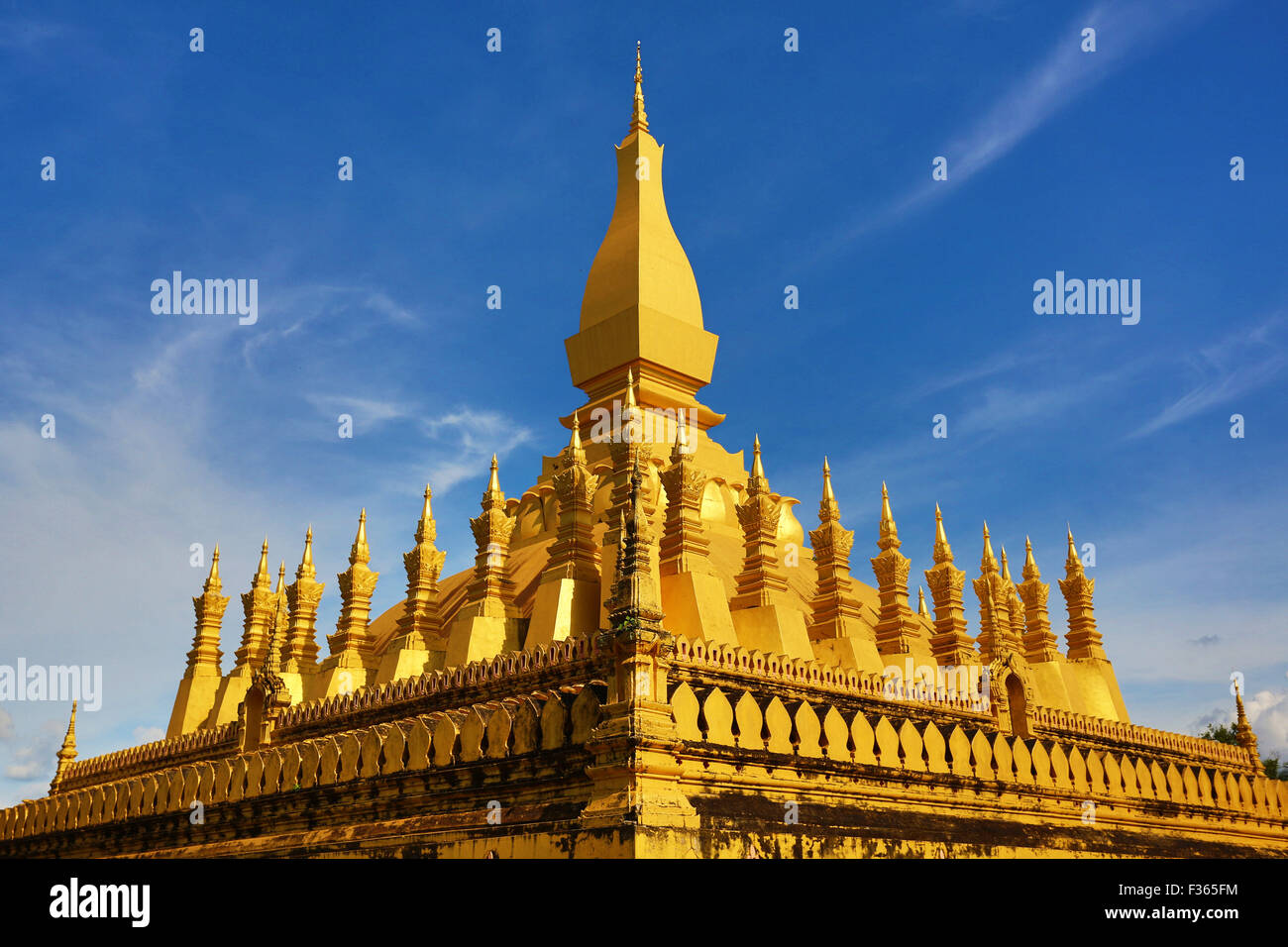 Pha That Luang gold Stupa, Vientiane, Laos Stock Photo