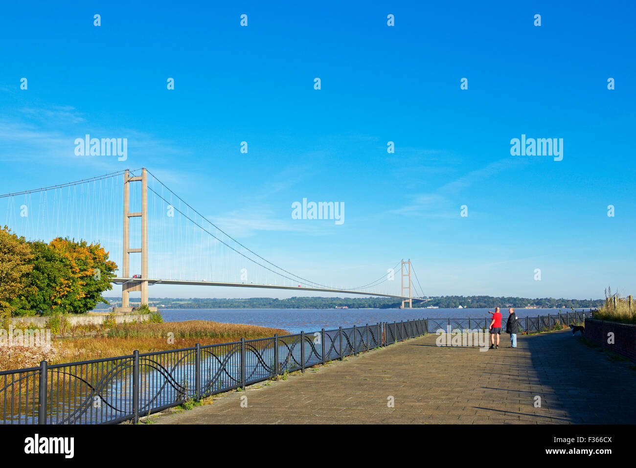 The Humber Bridge, across the River humber, from the Barton on Humber  (southern) side, North Lincolnshire, England UK Stock Photo - Alamy