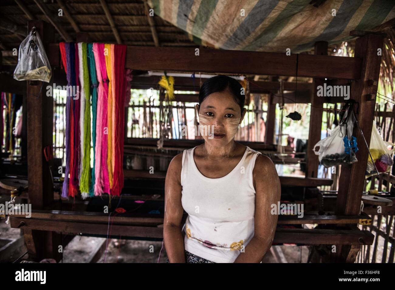 Kachin woman hi-res stock photography and images - Alamy