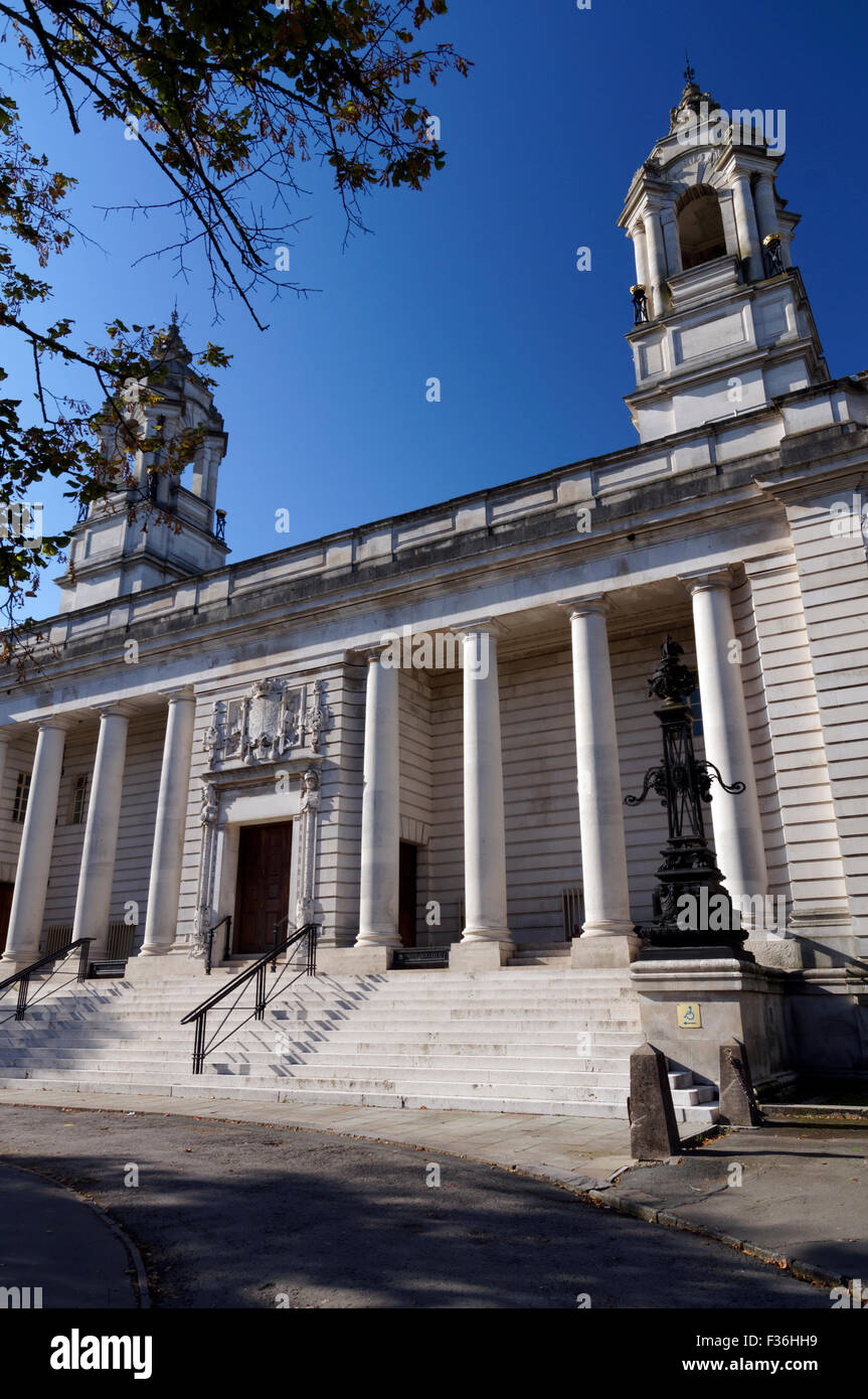 Cardiff Crown Court, Cathays Park, Cardiff, Wales Stock Photo Alamy