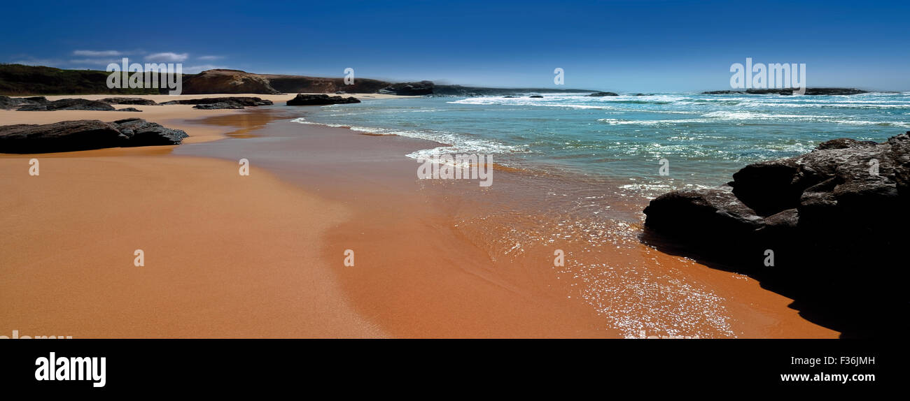 Portugal: Scenic beach in Porto Covo Stock Photo
