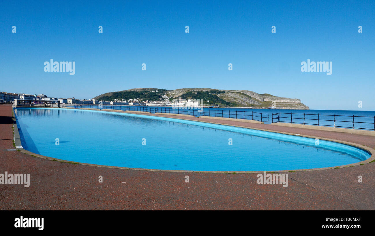 Empty swimming pool in Llandudno Wales UK Stock Photo - Alamy