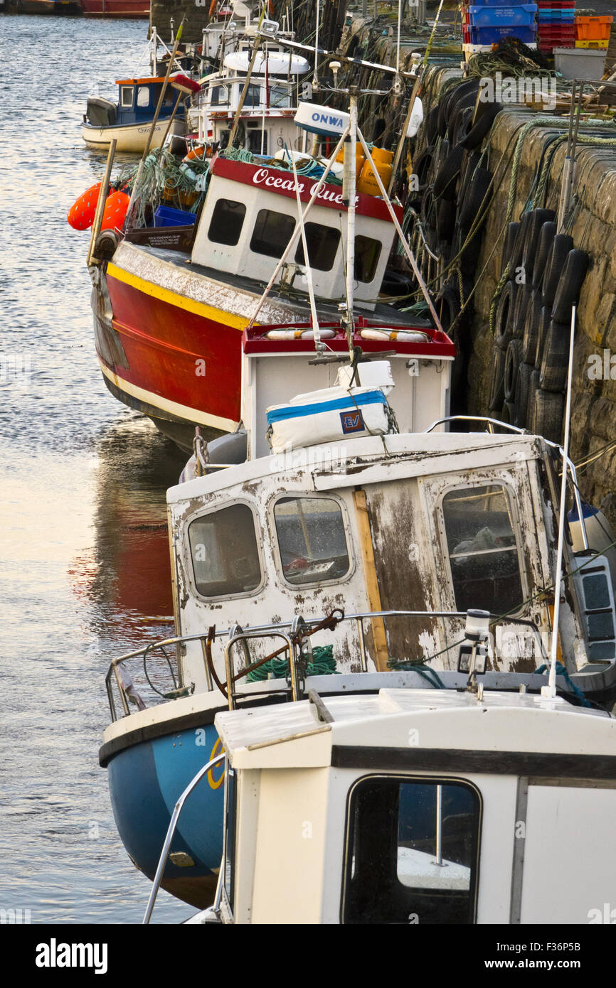 Fishing boats harbour sligo hi-res stock photography and images - Alamy