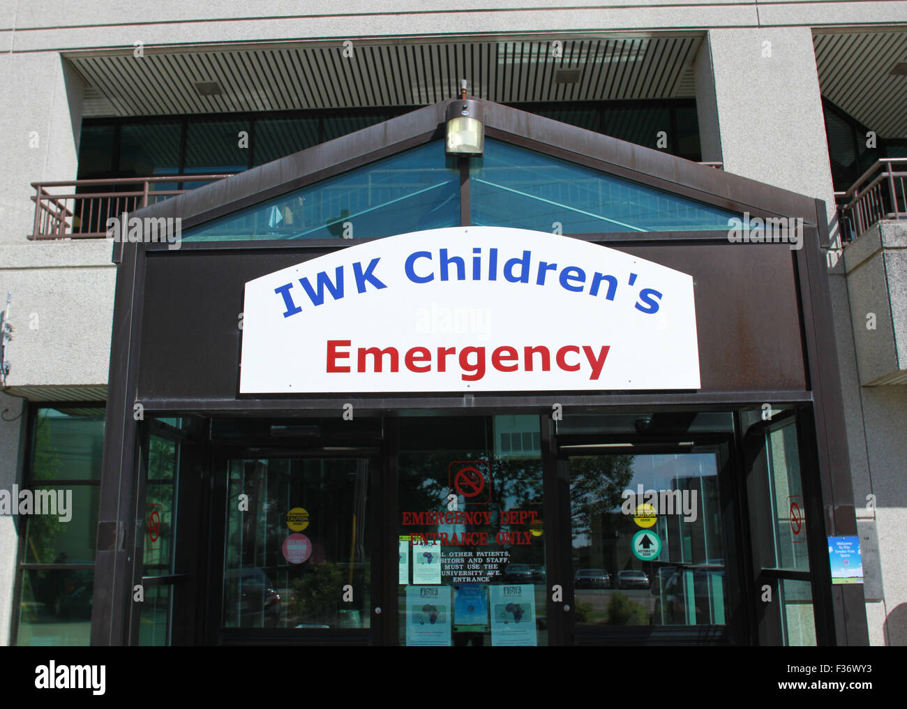 Iwk emergency hires stock photography and images Alamy