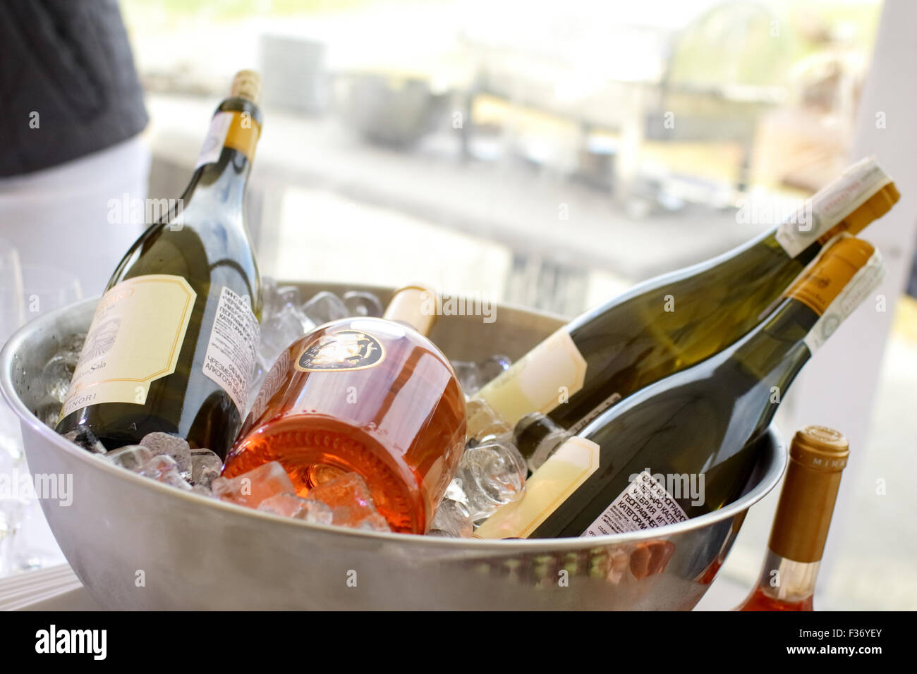 cooled wine bottle in ice cubes Stock Photo Alamy