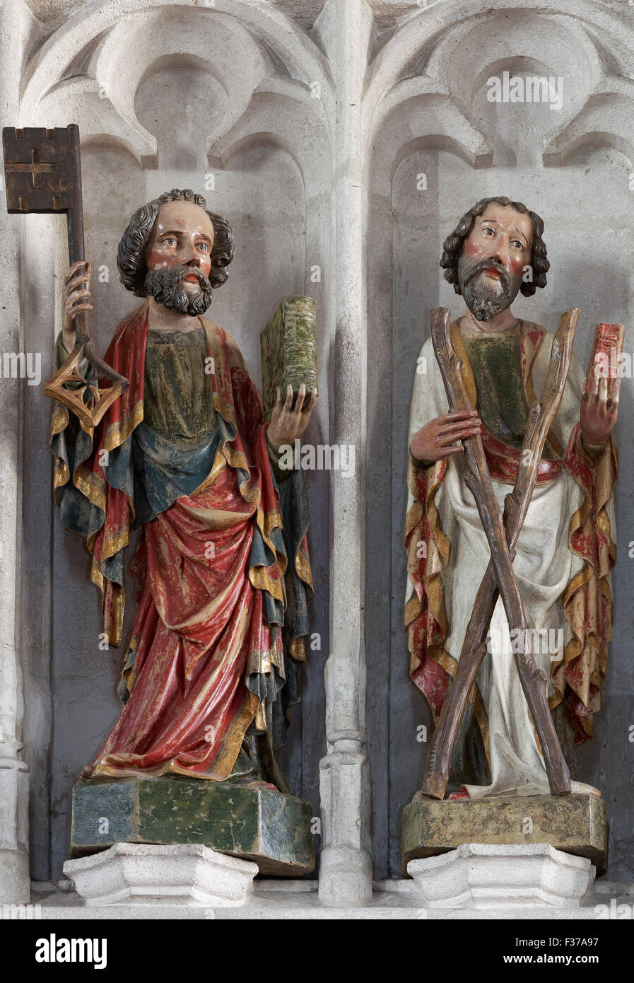 Apostles Peter and Andrew, Gothic wood sculptures, parish church of St. Mauritius, Spitz, Wachau, Waldviertel, Lower Austria Stock Photo