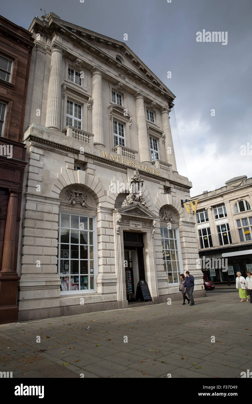 Waterstones book shop in Southport Stock Photo Alamy