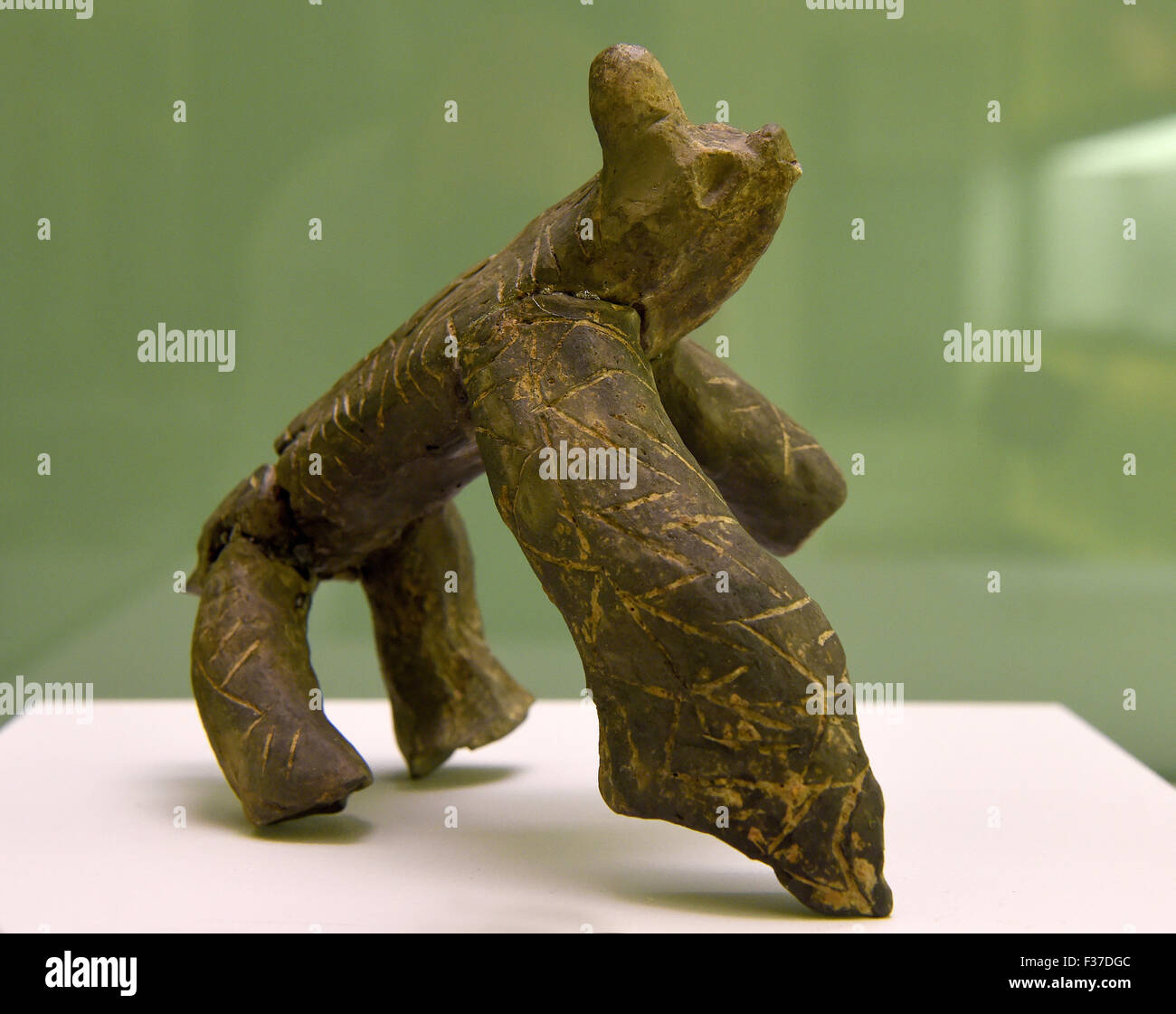 Neolithic pottery hi-res stock photography and images - Alamy