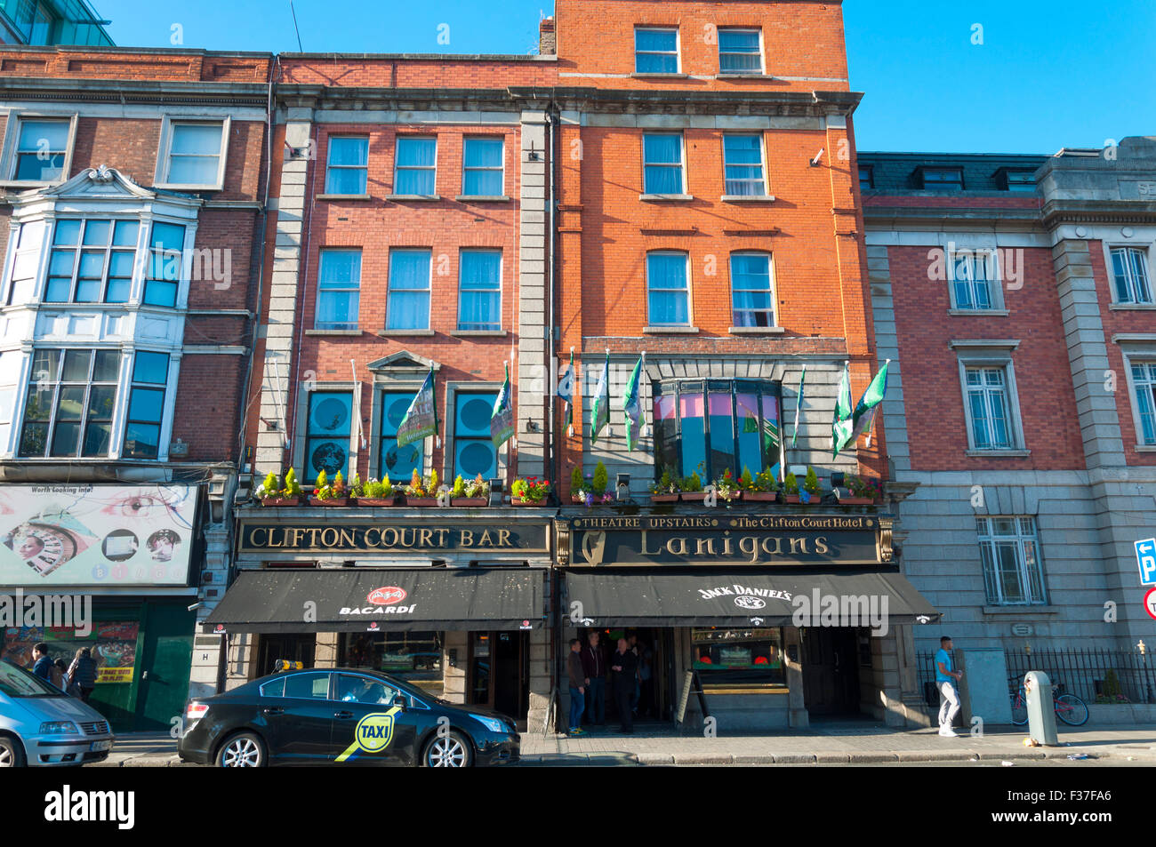 Lanigans Clifton Court Bar Hotel Theatre in Dublin, Ireland Stock Photo