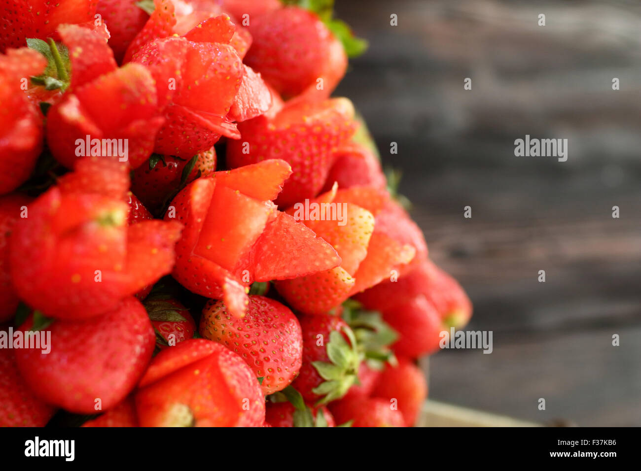 dish with fresh strawberries closeup Stock Photo - Alamy