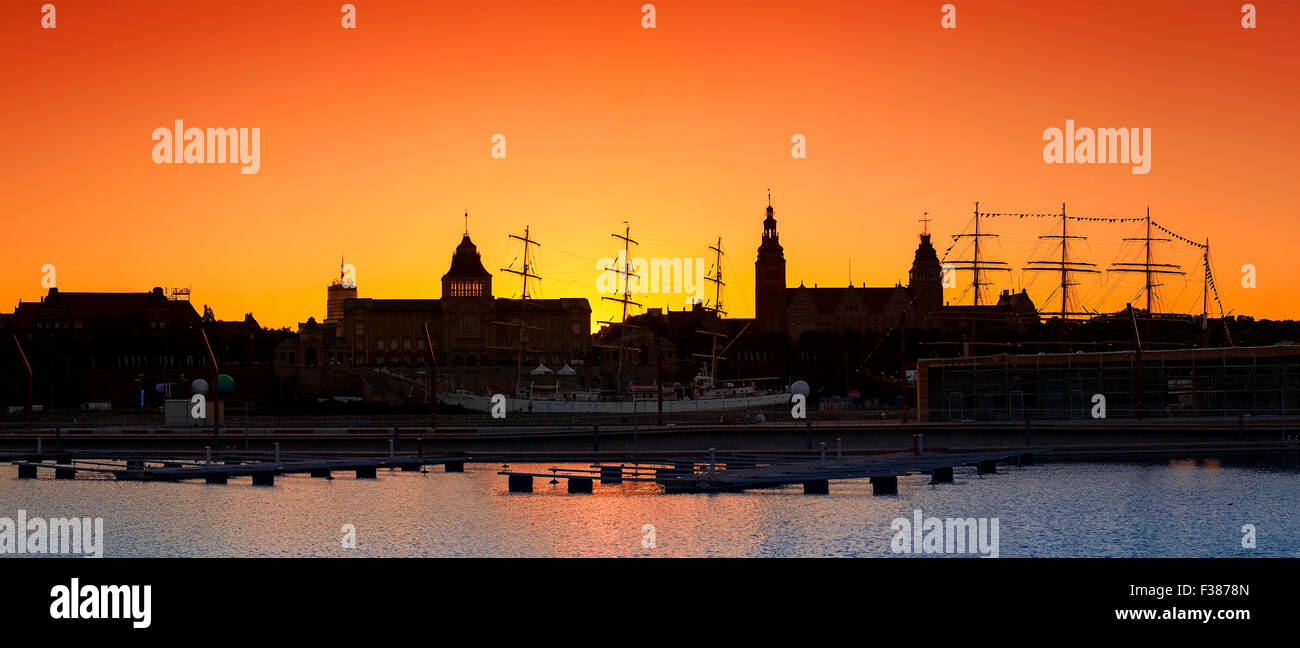 Silhouette of Szczecin (Stettin) City waterfront after sunset, Poland. Stock Photo
