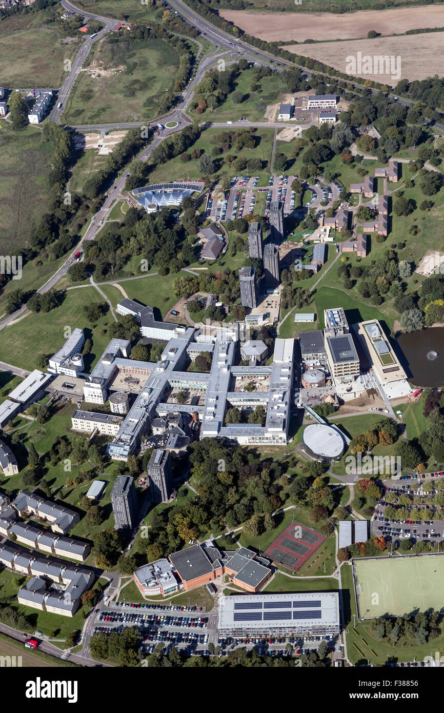 AERIAL VIEWS OF THE UNIVERSITY OF ESSEX, WIVENHOE SHOWING THE CAMPUS AND LIVING ACCOMMODATION Stock Photo