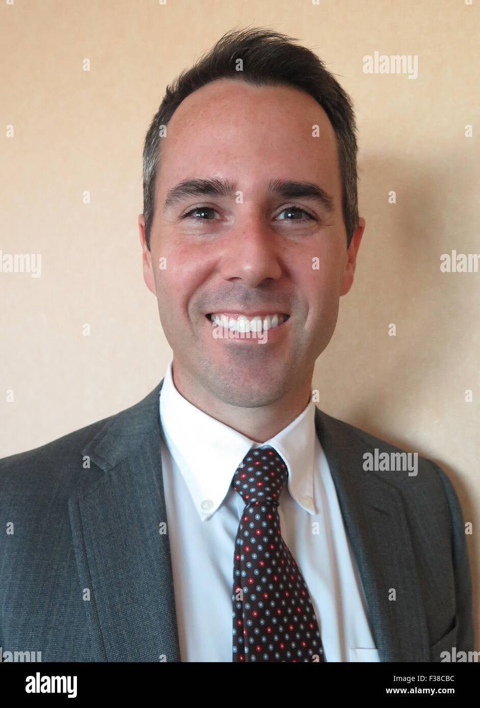 Warsaw, Poland. 30th Sep, 2015. Daniel Baer, US-ambassador with the Organization for Security and Co-operation in Europe (OSCE), smiles at an OSCE human rights conference in Warsaw, Poland, 30 September 2015. PHOTO: EVA KRAFCZYK/DPA/Alamy Live News Stock Photo