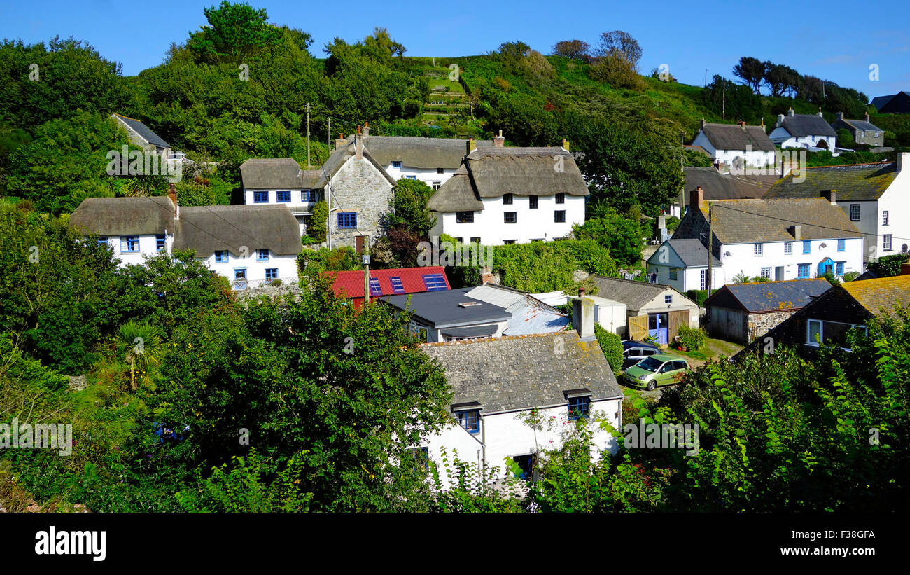 Cadgwith Village, Lizard Peninsula, Cornwall, England, UK in Summer Stock Photo