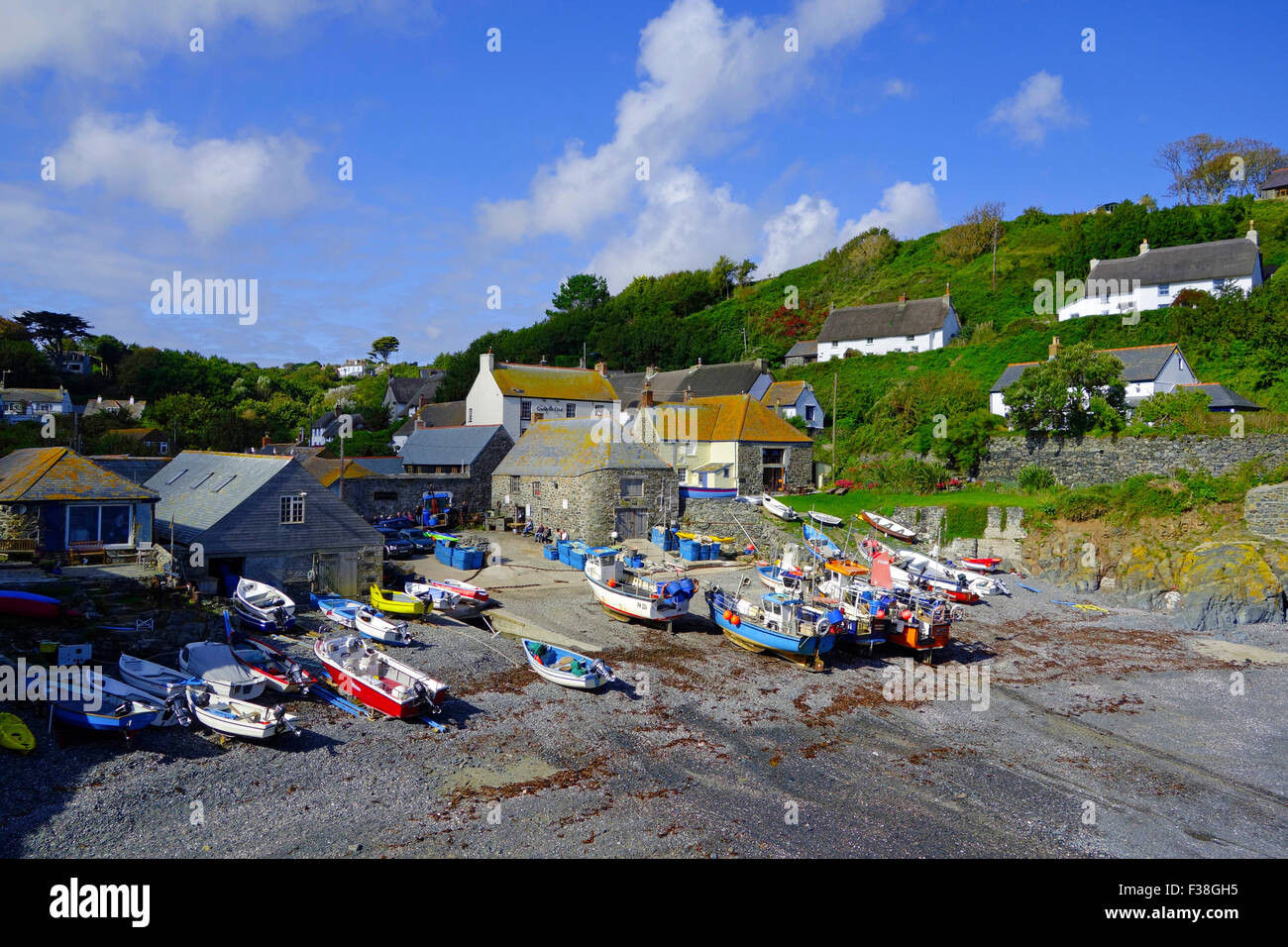 Cadgwith Village & Beach, Lizard Peninsula, Cornwall, England, UK Stock Photo