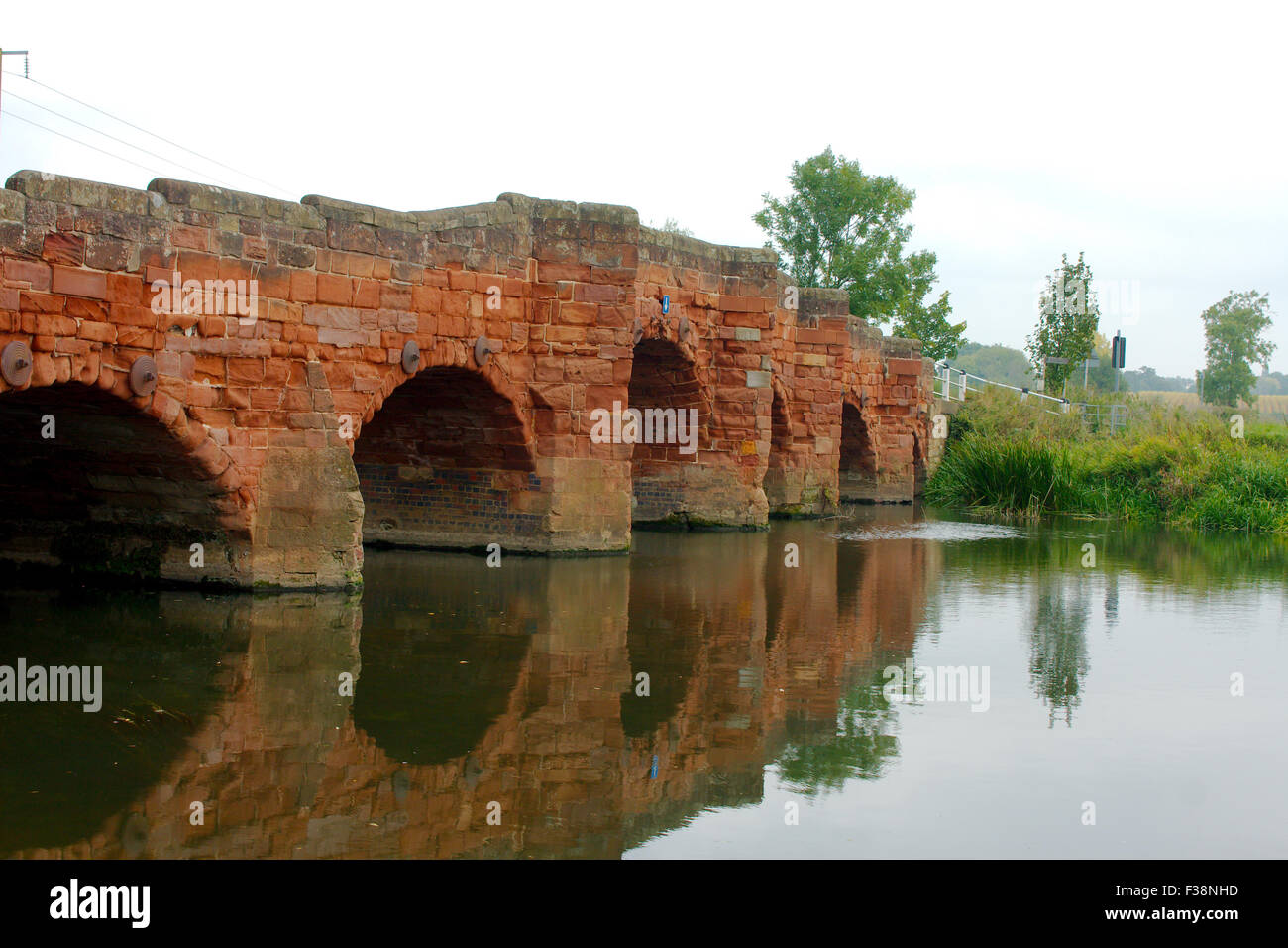 Eckington Bridge, over the River Avon in Worcestershire Stock Photo Alamy