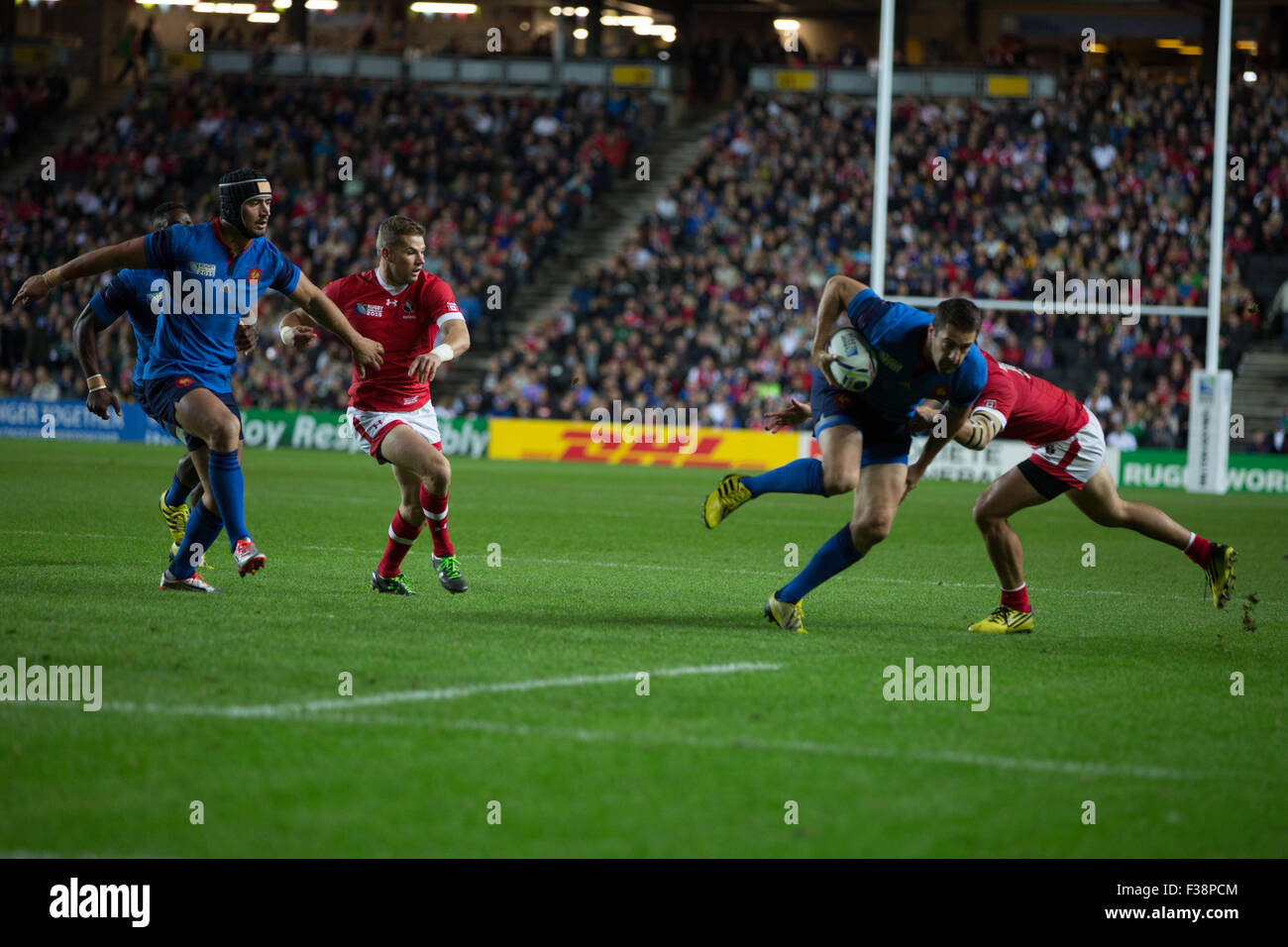 Land Rover Announces Global Mascots For Rugby World Cup 2015 As Part Of #Wedealinreal Campaign | JLR Newsroom