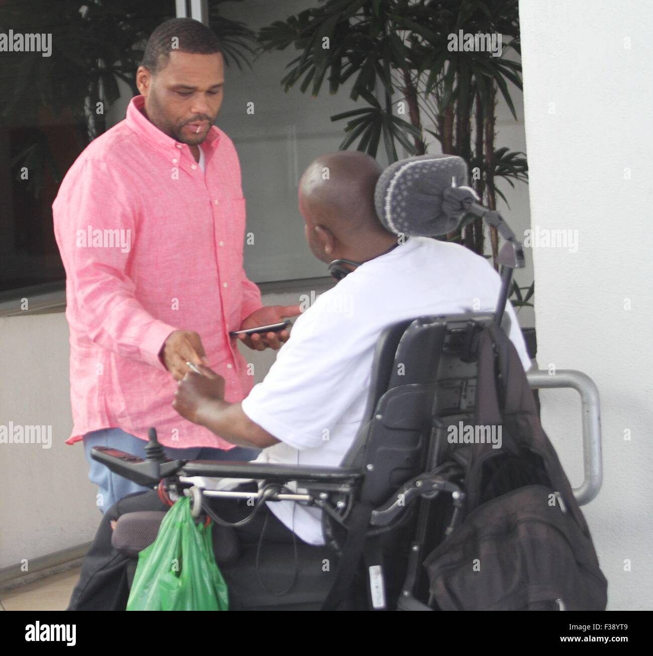 Spare change hi-res stock photography and images - Alamy