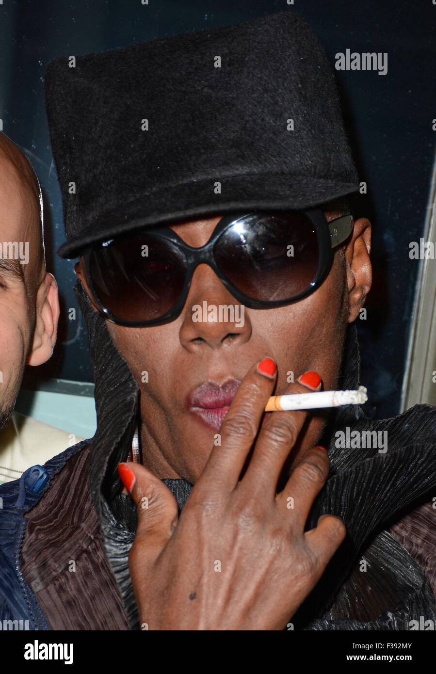 New York, NY, USA. 1st Oct, 2015. Grace Jones in attendance for Grace Jones  Book Release Party, Martin Lawrence Gallery Soho, New York, NY October 1,  2015. Credit: Derek Storm/Everett Collection/Alamy Live