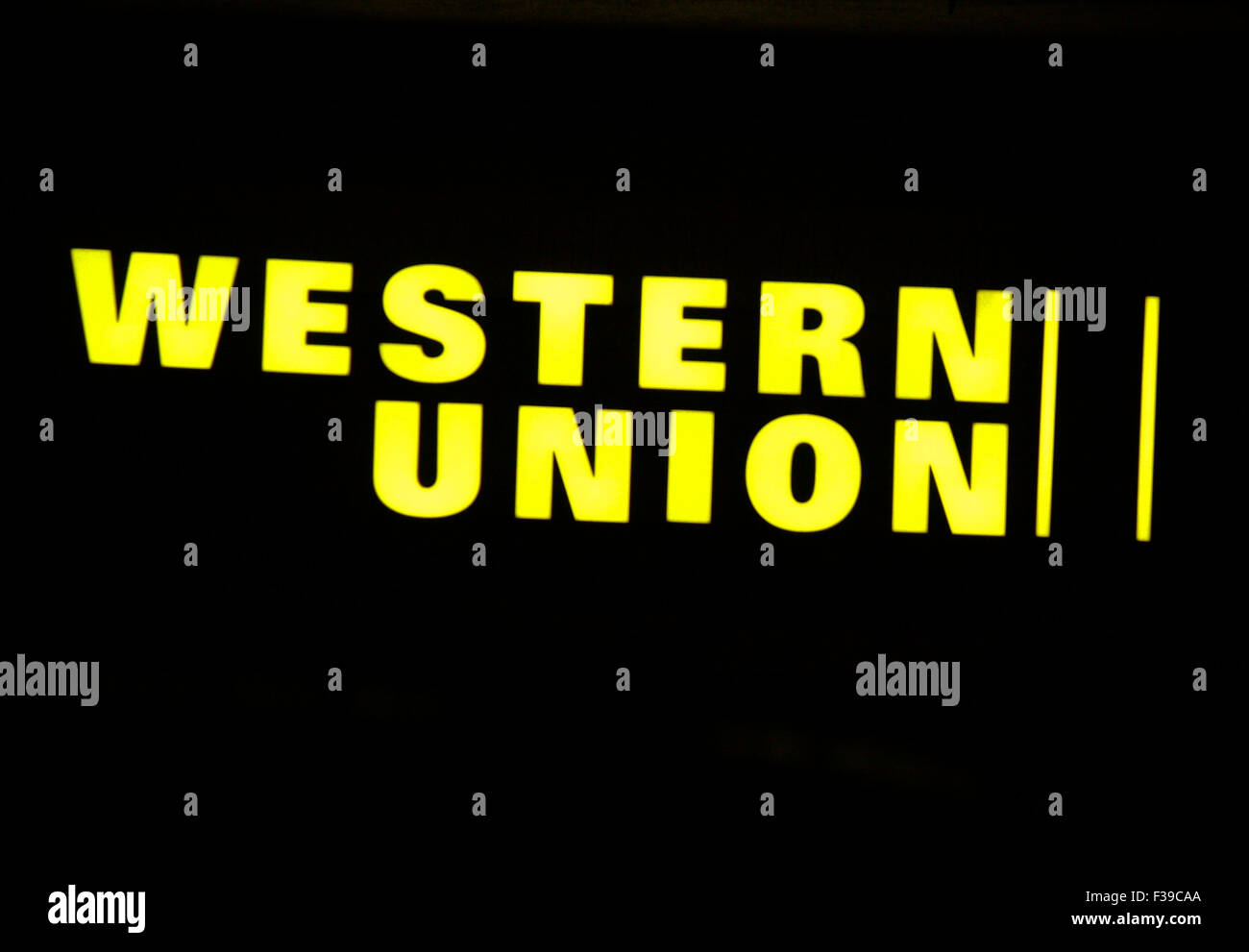 Markenname: "Western Union", Berlin. Stock Photo