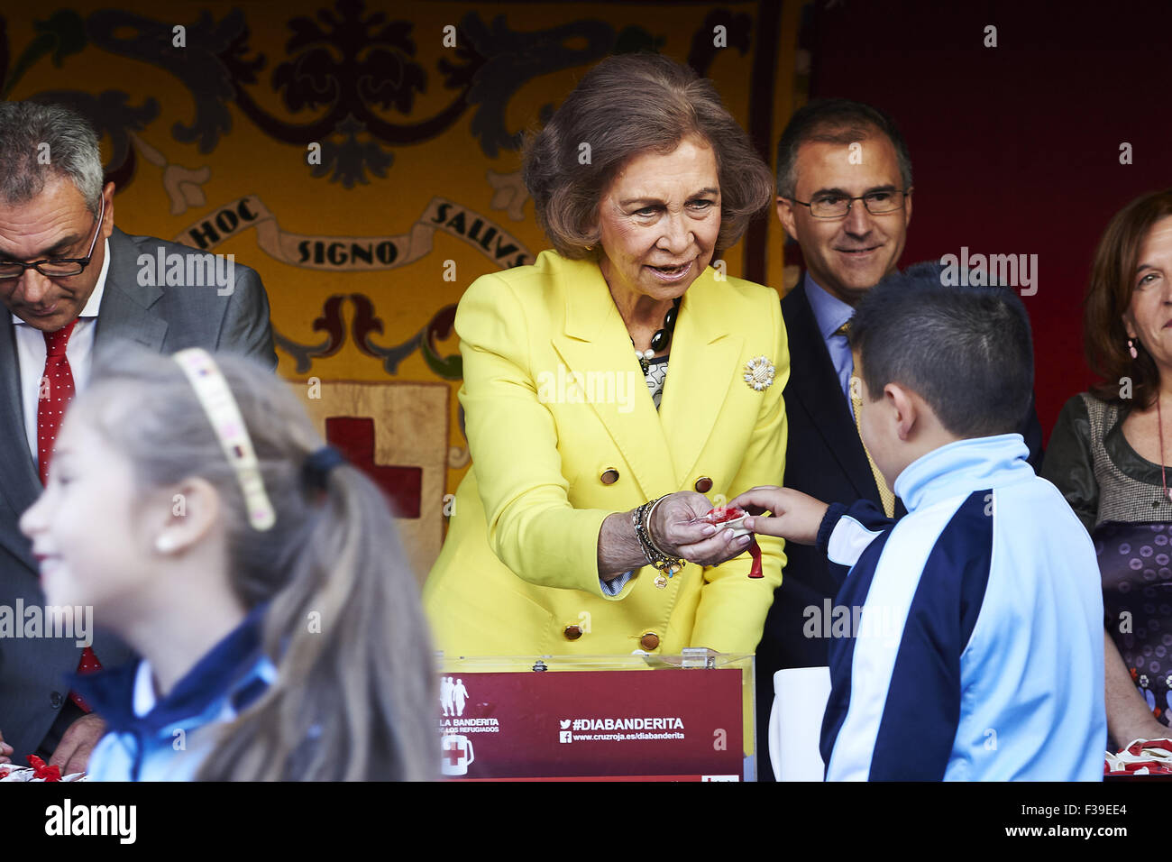 Madrid, Spain. 2nd Oct, 2015. Queen Sofia of Spain at the Red Cross fundraising event at Puerta del Sol on Little Flag Day ('Fiesta de la Banderita'), in Madrid, Spain. Credit:  Jack Abuin/ZUMA Wire/Alamy Live News Stock Photo