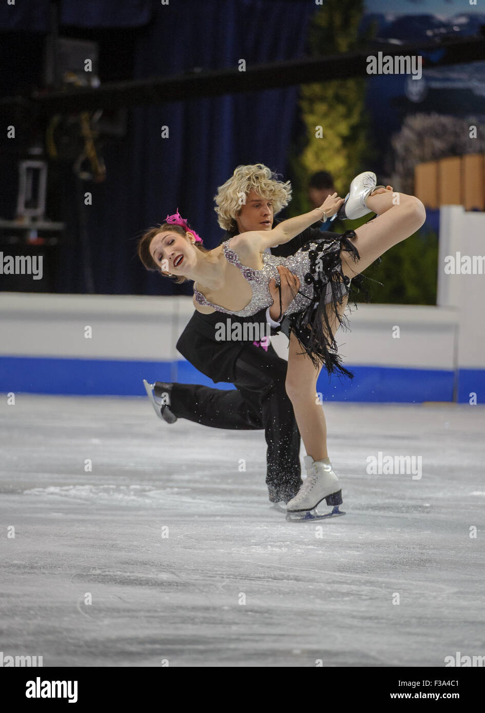 FOUR CONTINENTS FIGURE SKATING CHAMPIONSHIPS, VANCOUVER, BRITISH COLUMBIA, CANADA - FEBRUARY 5th 2009 - Original Dance Stock Photo